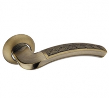 Коллекция Absolut - Дверная ручка ADDEN BAU TWIN A127-02 на круглой розетке Bronze бронза — V2